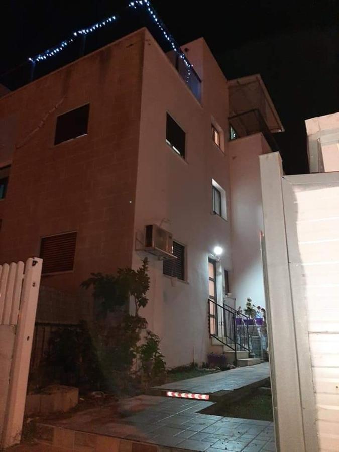 Family Apart Nahariya Exterior photo