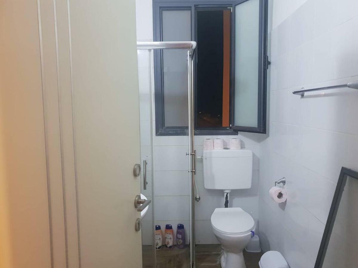 Family Apart Nahariya Exterior photo