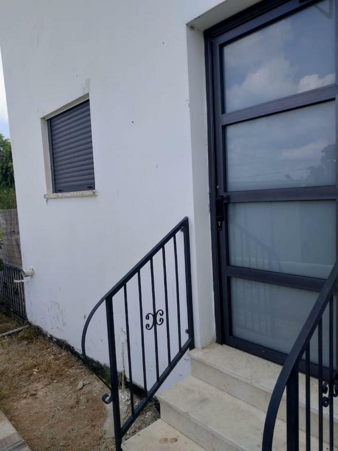 Family Apart Nahariya Exterior photo