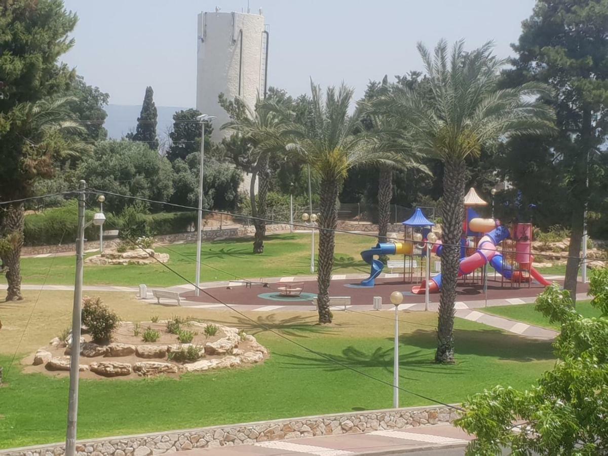 Family Apart Nahariya Exterior photo